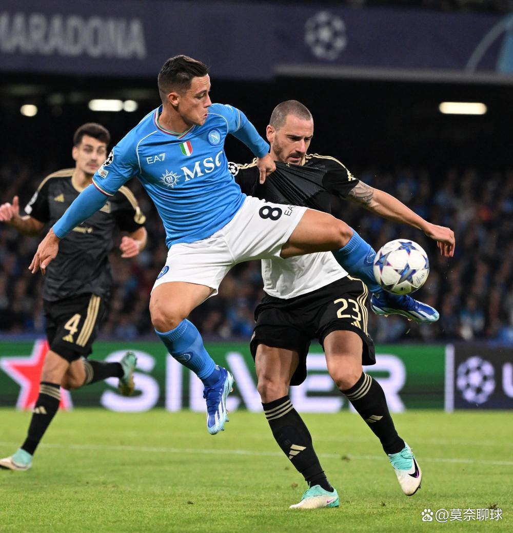 关于里程碑夜!那不勒斯防线松动;意甲窗口期刷纪录;引发热议;球队文化再被提及的信息 关于里程碑夜!那不勒斯防线松动;意甲窗口期刷纪录;引发热议;球队文化再被提及的信息