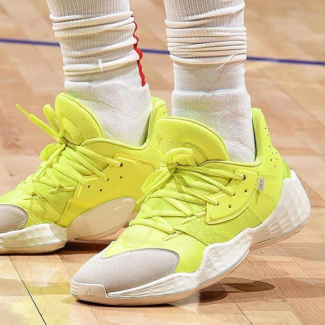 旺财28娱乐-包含Rookie巅峰对决，哈登与30激战西班牙队分钟，败北胜负难料！的词条